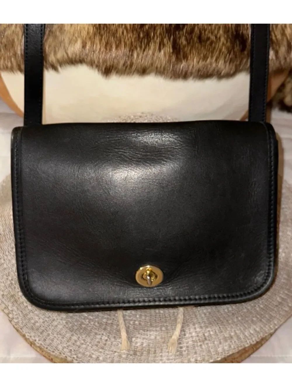 Vintage Black Genuine Leather Gold Tone Hardware Crossbody Shoulder Saddle Bag